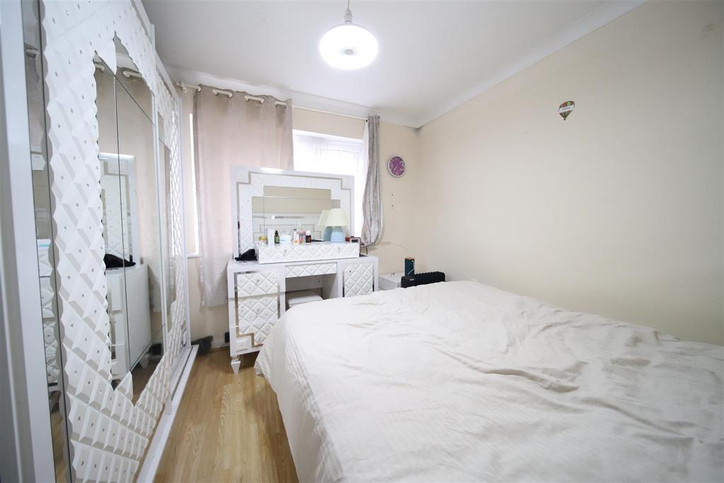 Bedroom 3.jpg