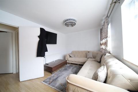 undefined, Ordnance Road, Enfield