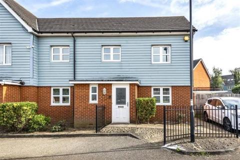 3 bedroom semi-detached house for sale, Ashmount Crescent, Slough, Berkshire, SL1