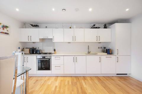 3 bedroom flat for sale, Alpha Court, Calvin Street, Shoreditch, London, E1