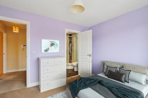 2 bedroom apartment for sale, Hooper House, Ashford Crescent, Ashford, Surrey