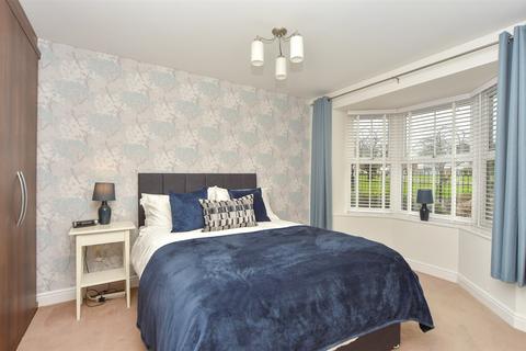 4 bedroom townhouse for sale, Bluebell Drive, Sittingbourne, Kent