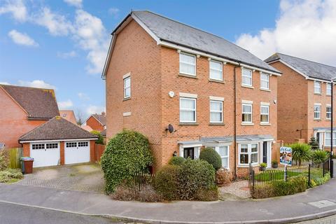 4 bedroom townhouse for sale, Bluebell Drive, Sittingbourne, Kent