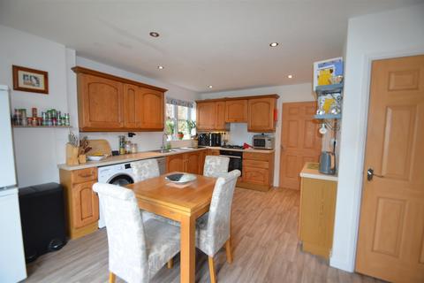 3 bedroom detached house for sale, Hazel Close, Shefford