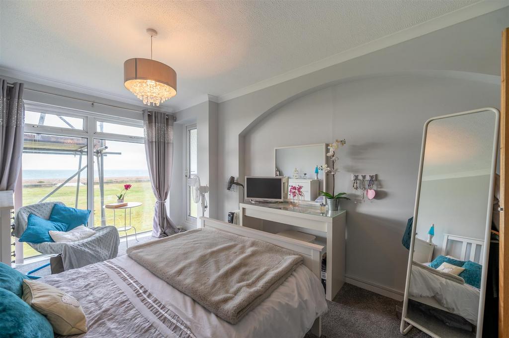 7 Shearwater Court 25 11.jpg