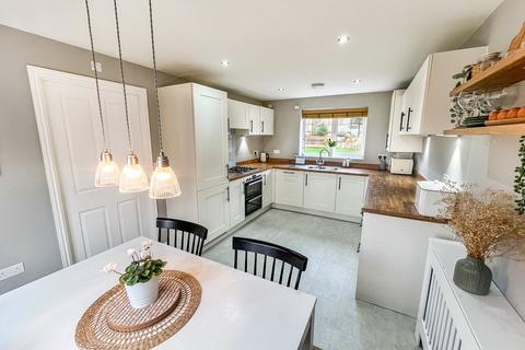 10 Batt Close, Rugby, CV23 0YA