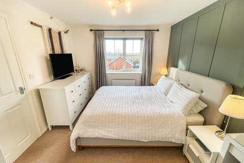 10 Batt Close, Rugby, CV23 0YA