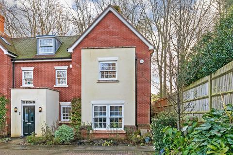 Chilbolton Avenue, Winchester, SO22