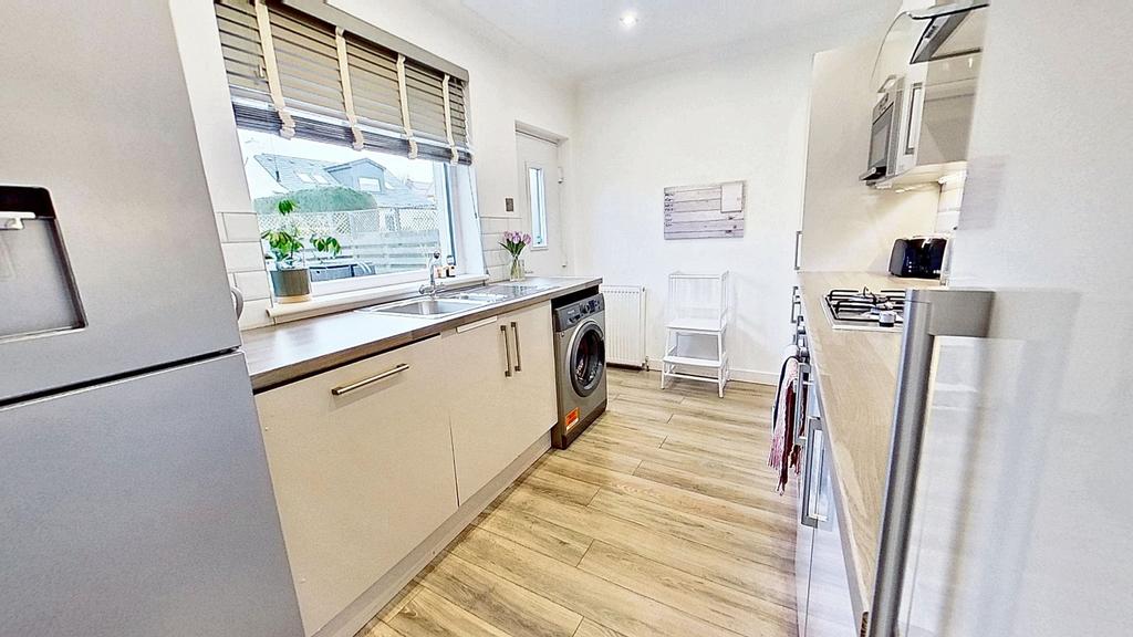 Fitted Kitchen