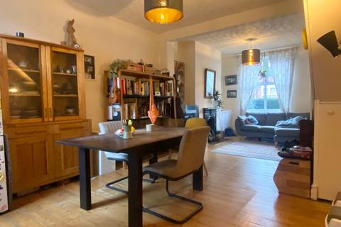 6 Brompton Road, Manchester, M14 7GA