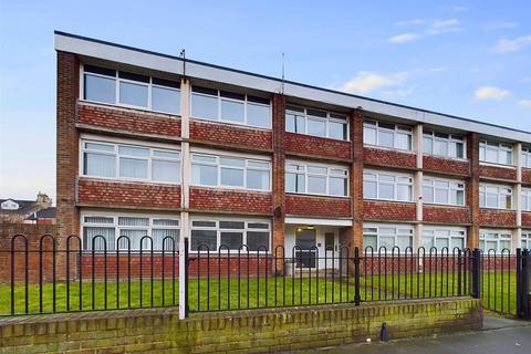 2 bedroom apartment for sale, John Street, Cullercoats,