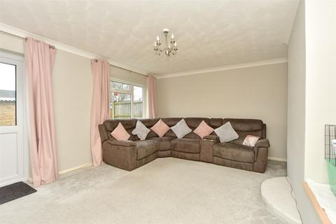 124 Burnham Walk, Rainham, Gillingham, ME8 8RY