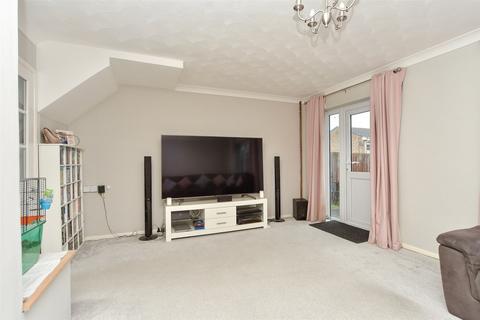 124 Burnham Walk, Rainham, Gillingham, ME8 8RY