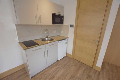 Studio to rent, Colindale Avenue, Colindale