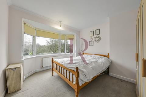 35 Selborne Gardens, Perivale, Greenford, UB6 7PD