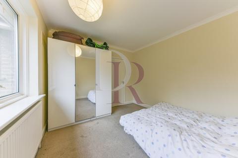 35 Selborne Gardens, Perivale, Greenford, UB6 7PD