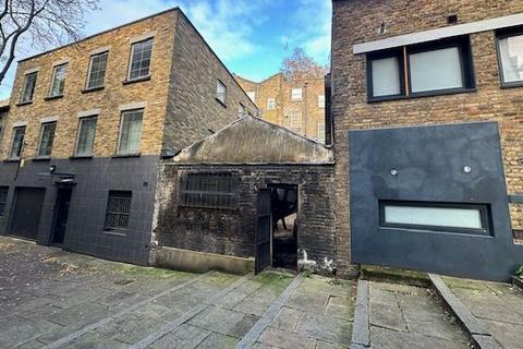 Workshop & retail space for sale, R/O 28 Argyle Square, Kings Cross, London, WC1H 8AP