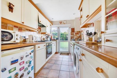 3 bedroom semi-detached house for sale, Banbury,  Oxfordshire,  OX16