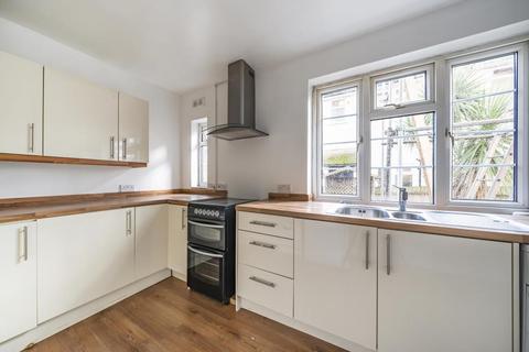 3 bedroom flat for sale, Surbiton,  Surrey,  KT6