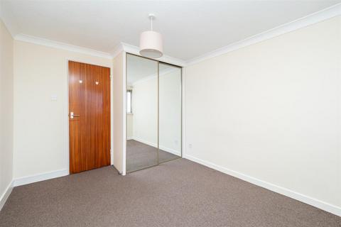 2 bedroom apartment for sale, Homefield Park, Sutton