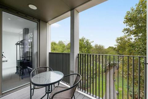 2 bedroom flat for sale, Macpherson Apartments, Cambridge Heath Road, London
