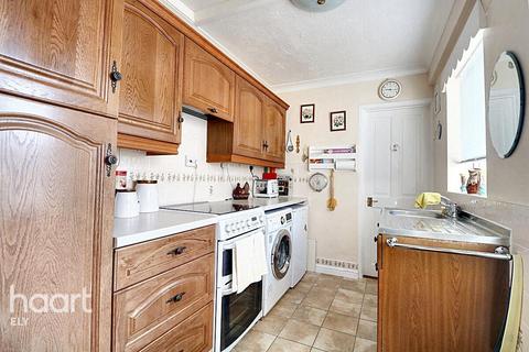 3 bedroom semi-detached house for sale, Murfitts Lane, Fordham