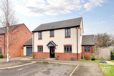 3 bedroom detached house for sale, Kilby Avenue, Lichfield WS13