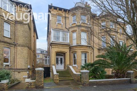 2 bedroom flat to rent, Second Avenue, Hove, East Sussex, BN3