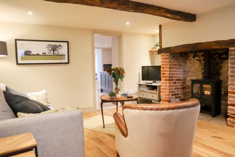 1 bedroom cottage for sale, High Street, Thornham