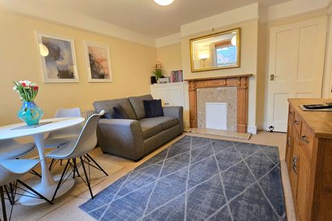 3 bedroom semi-detached house for sale, Kingsbridge Road, Newbury RG14