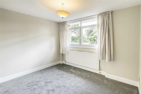 2 bedroom house to rent, Thamespoint, Teddington TW11