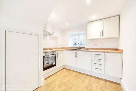 2 bedroom end of terrace house for sale, Marple Road, Chisworth, Glossop, Derbyshire, SK13