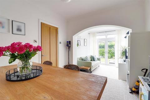 3 bedroom semi-detached house for sale, Derwent Avenue, North Ferriby