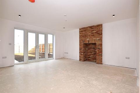 4 bedroom detached house for sale, Howards Way, King's Lynn PE32