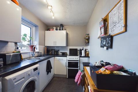 1 bedroom flat for sale, Richmond Road, Romford