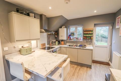 3 bedroom end of terrace house for sale, Marlpits Lane, Ninfield, TN33