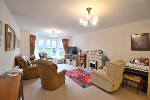 2 bedroom apartment for sale, Branksomewood Road, Fleet GU51