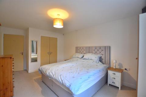 2 bedroom apartment for sale, Branksomewood Road, Fleet GU51