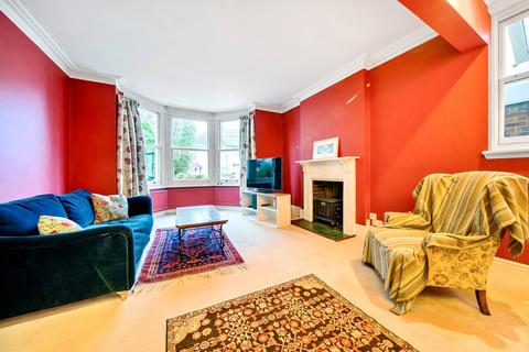 5 bedroom semi-detached house for sale, Munster Road, Teddington, TW11