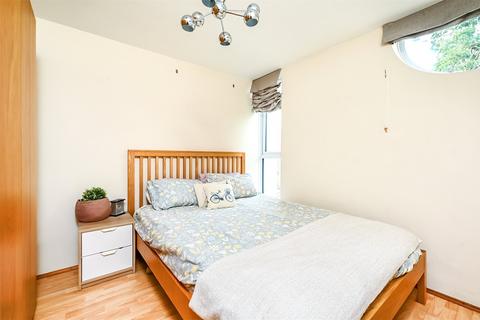 19 Apex Drive, Frimley, Camberley, GU16 7AF