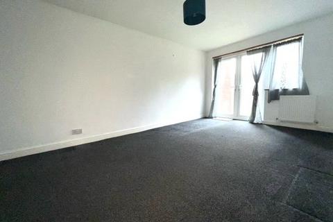 2 bedroom duplex to rent, Trafalgar Way, Billericay, Essex, CM12