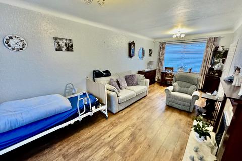 3 bedroom semi-detached house for sale, 1b Norbreck Crescent, Springfield, WN6