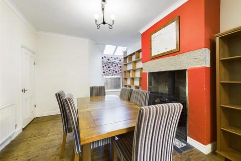 62 Coulston Road, Lancaster, LA1 3AE