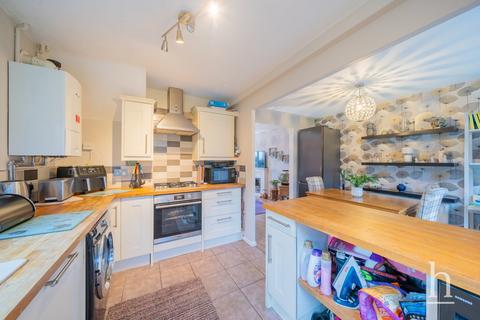 3 bedroom semi-detached house for sale, Chippenham Avenue, Greasby CH49