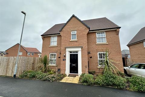 4 bedroom detached house for sale, Turners View, West Park, Darlington