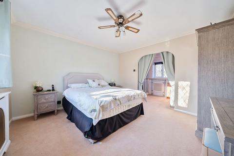 Longfield House Carlton Road, South Godstone, Godstone, RH9 8LD