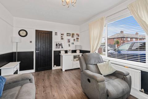 3 bedroom semi-detached house for sale, Honister Avenue, Warrington, WA2