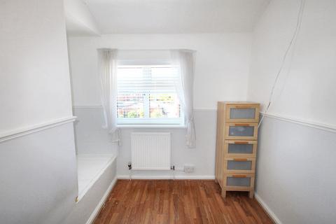 3 bedroom semi-detached house for sale, Honister Avenue, Warrington, WA2