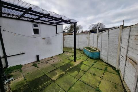 19b Prince Road, London, SE25 6NN