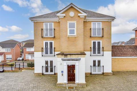 3 bedroom ground floor flat for sale, Goldcrest Drive, St Mary's Island, Chatham, Kent